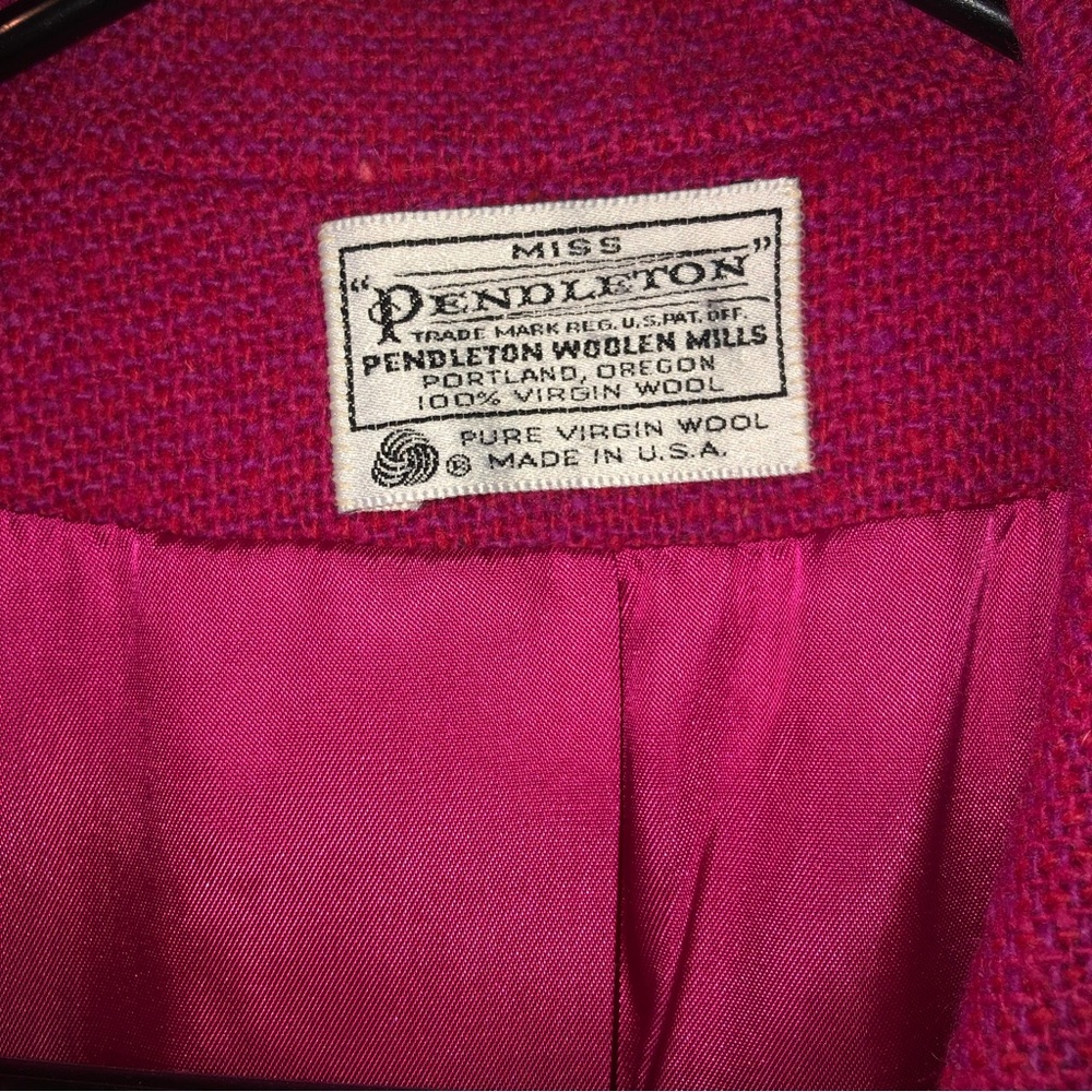 Women’s Pendleton Cropped Blazer - image 3